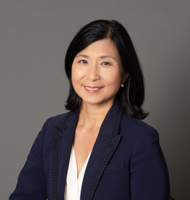 Red Door Community 2023 Gala Honoree Angela Hwang Headshot